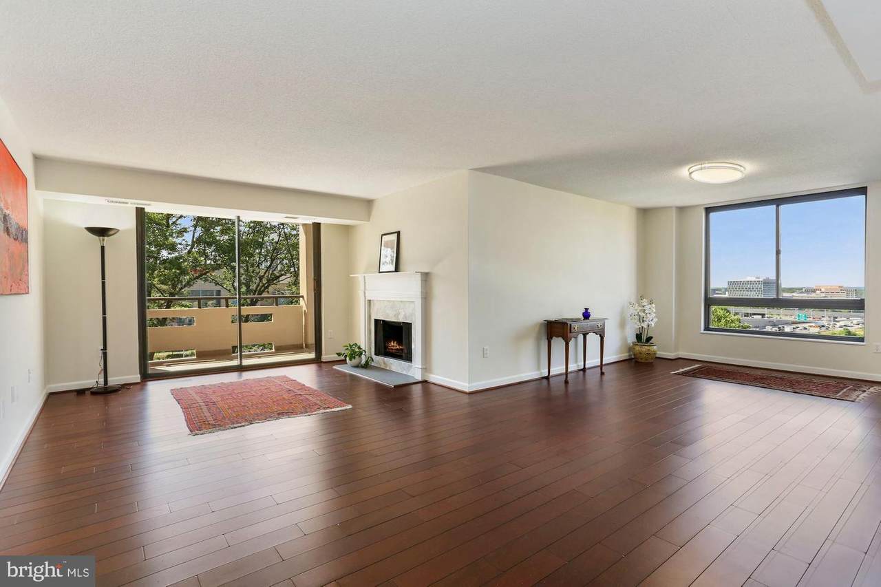 1808 Old Meadow - Photo 1