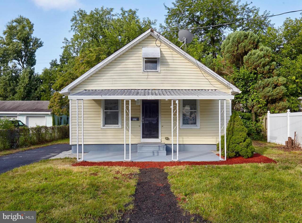 225 Morgan Avenue - Photo 1