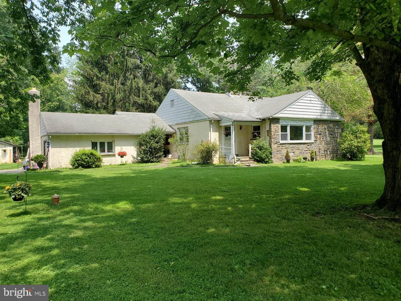 804 Forest Lane - Photo 1