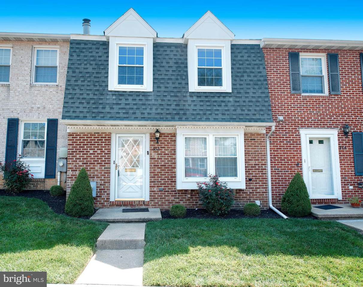 352 Harlan Square - Photo 1