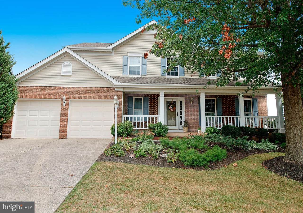 9206 Bretton Reef Road - Photo 1