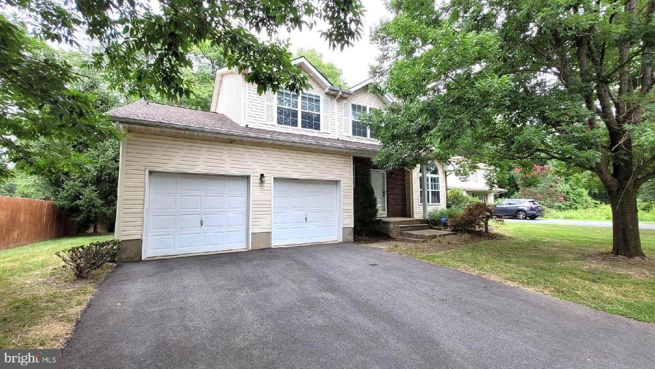 124 Honeysuckle Drive - Photo 1
