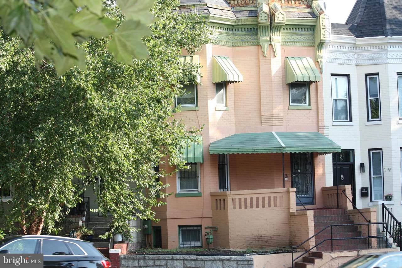 21 Rhode Island Avenue - Photo 1