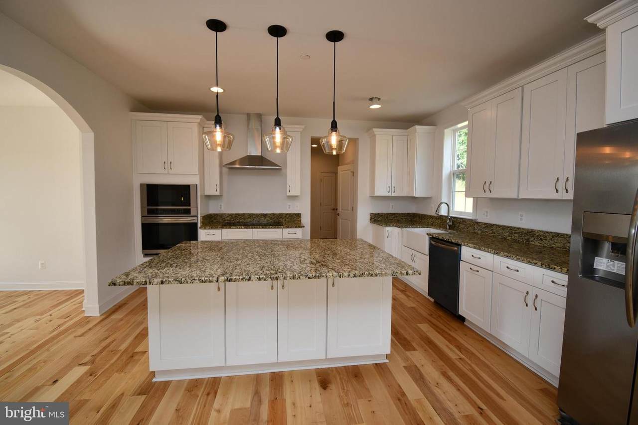 11607 Harp Hill Road - Photo 1
