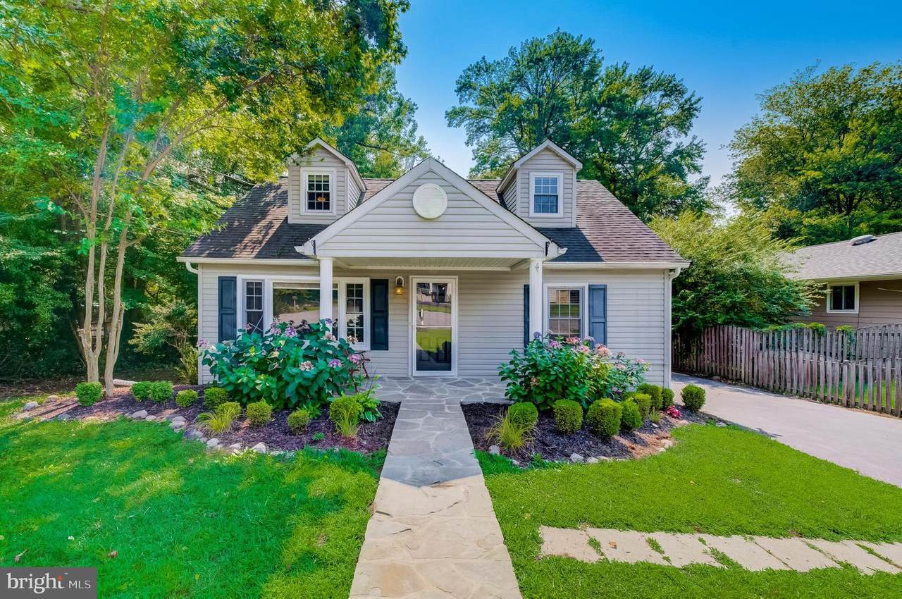 310 Cedar Lane - Photo 1