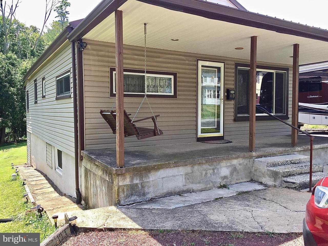 419 Broad Street - Photo 1