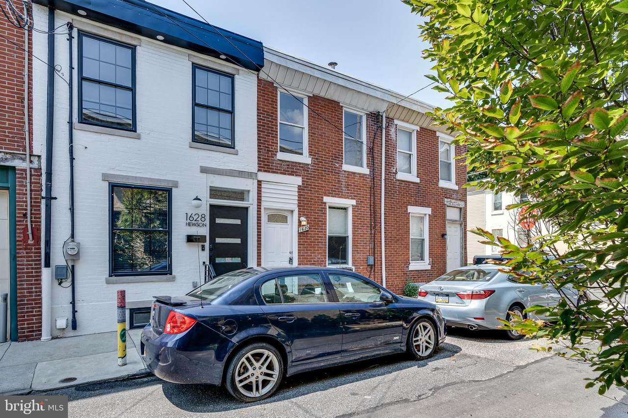 1630 Hewson Street - Photo 1