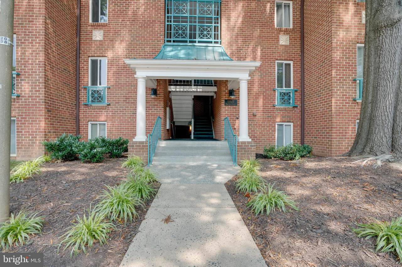 11820 Breton Ct - Photo 1