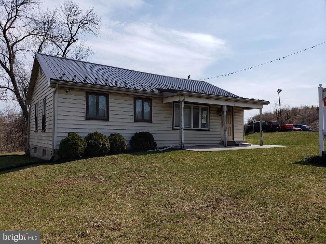 960 Old Trail Road - Photo 1