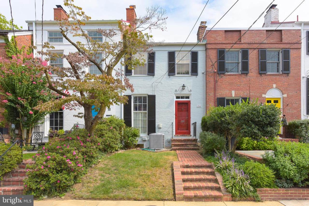 704 Royal Street - Photo 1
