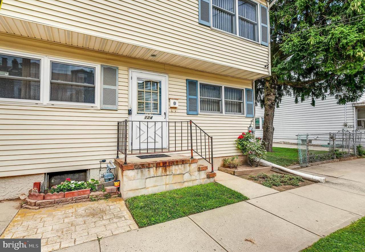 124 Randall Avenue - Photo 1