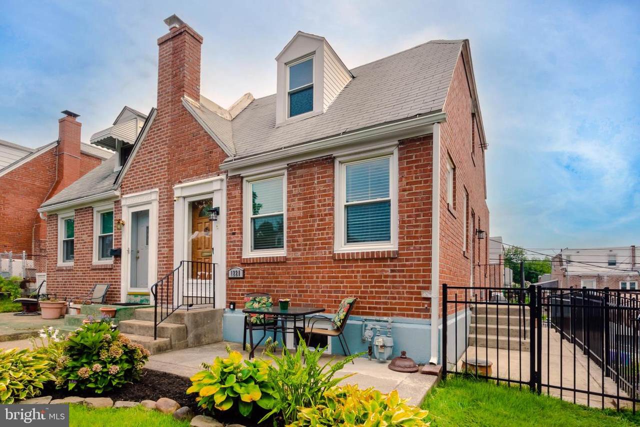 1221 Bryan Street - Photo 1