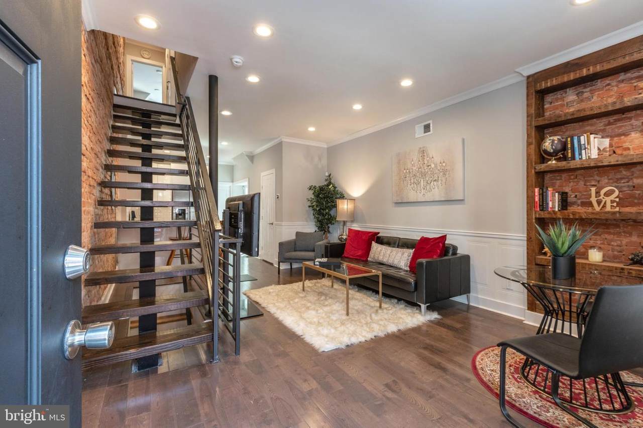 1445 Hollywood Street - Photo 1