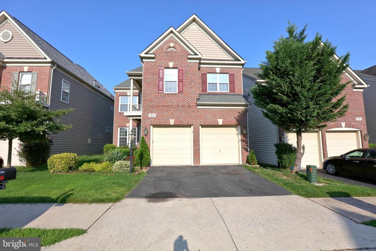 9623 Sloway Coast - Photo 1