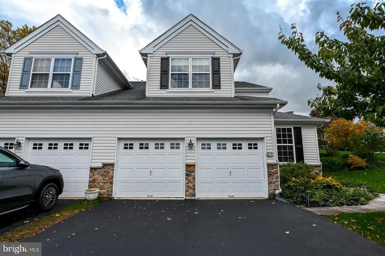 812 Braeburn Court - Photo 1