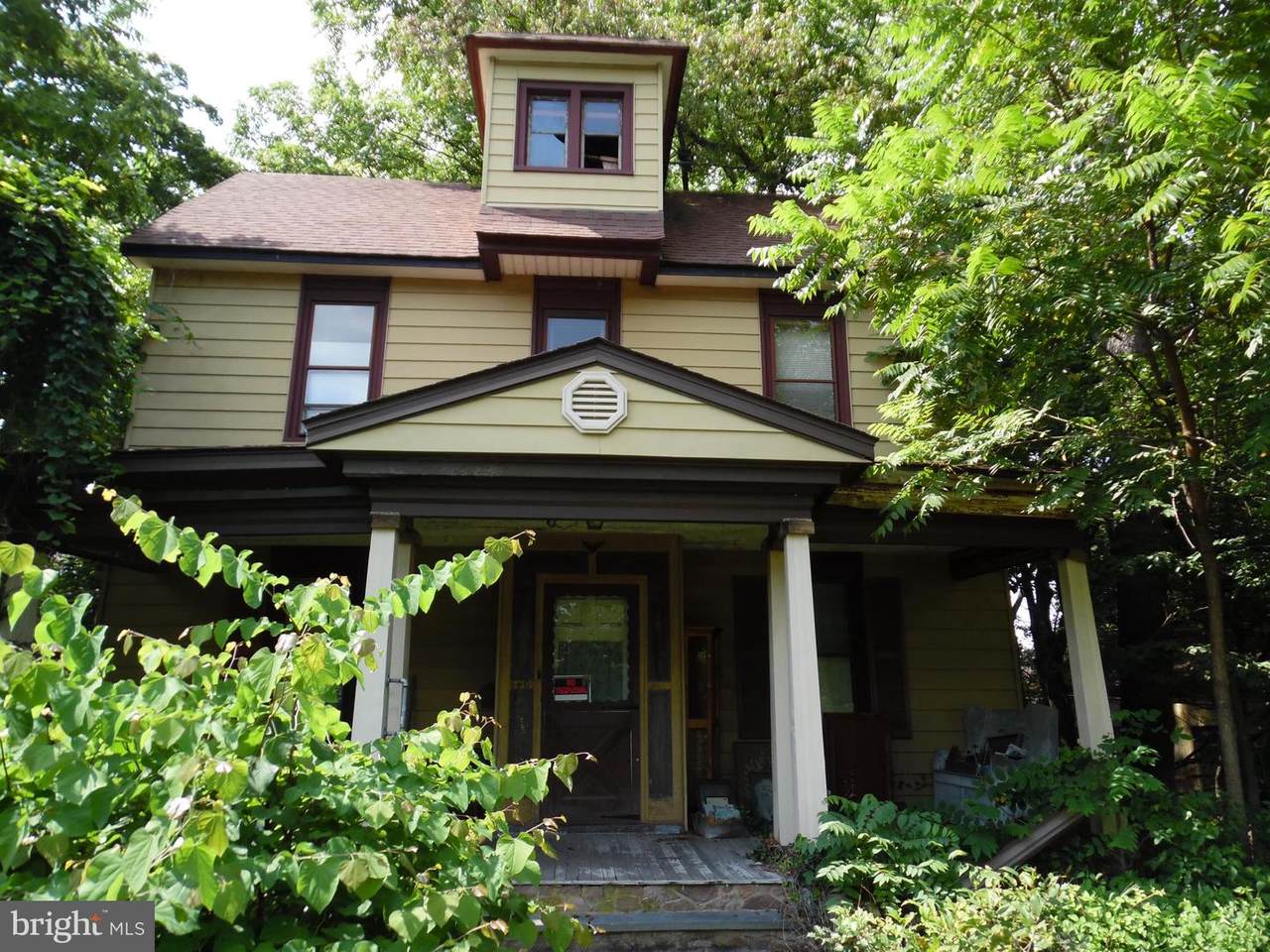640 Summit Avenue - Photo 1