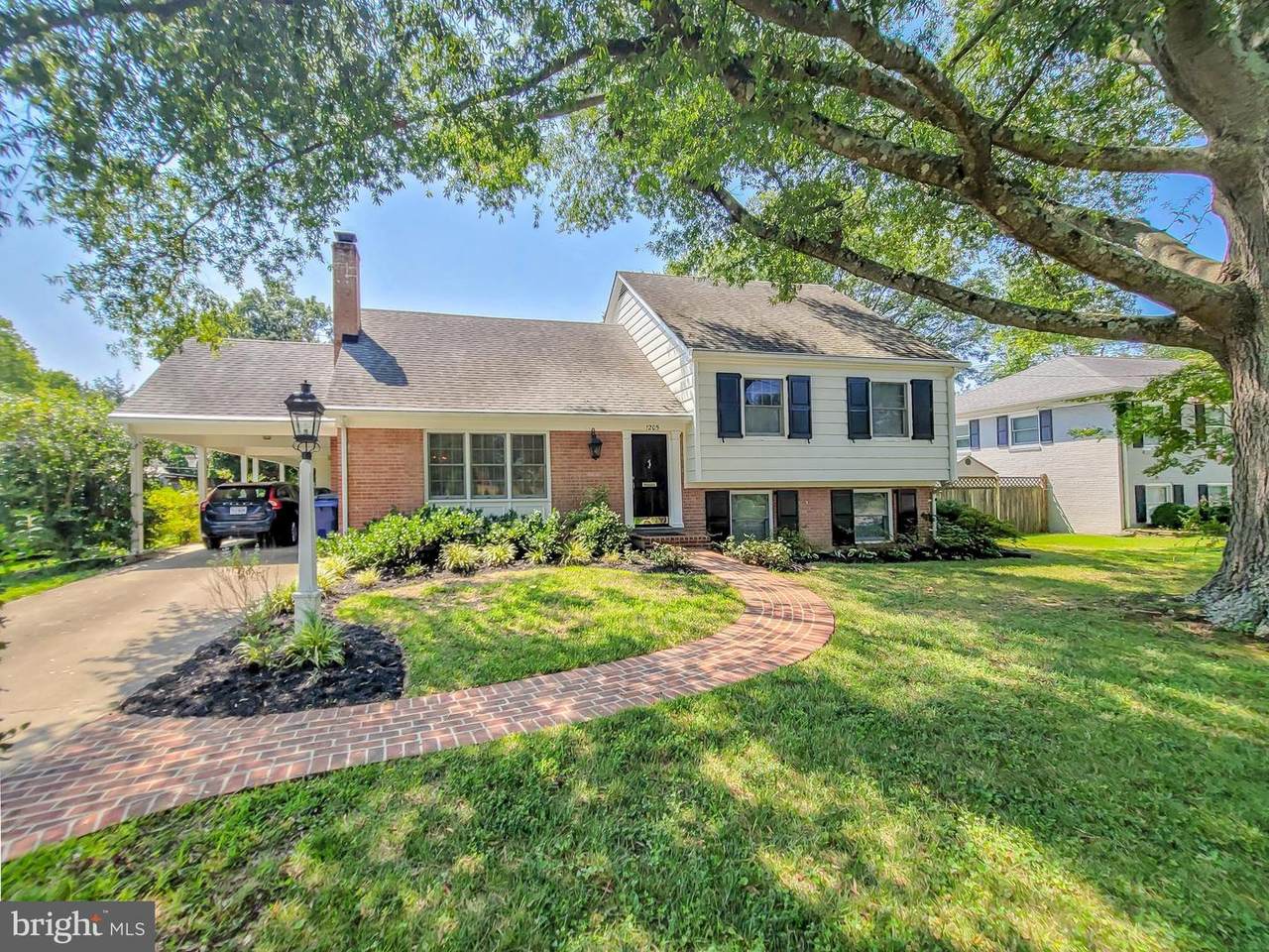 1205 Potomac Lane - Photo 1