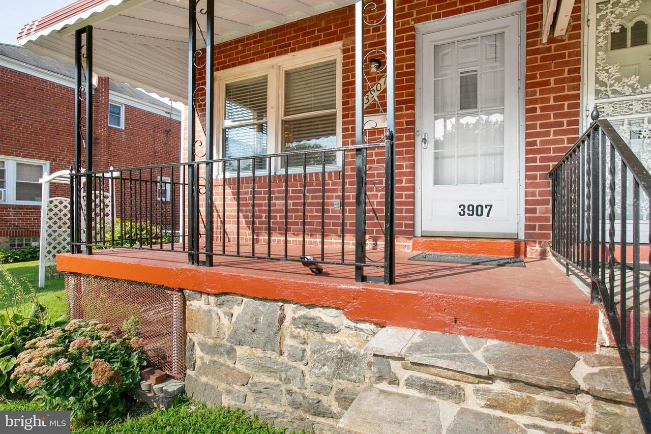 3907 Southern Avenue - Photo 1