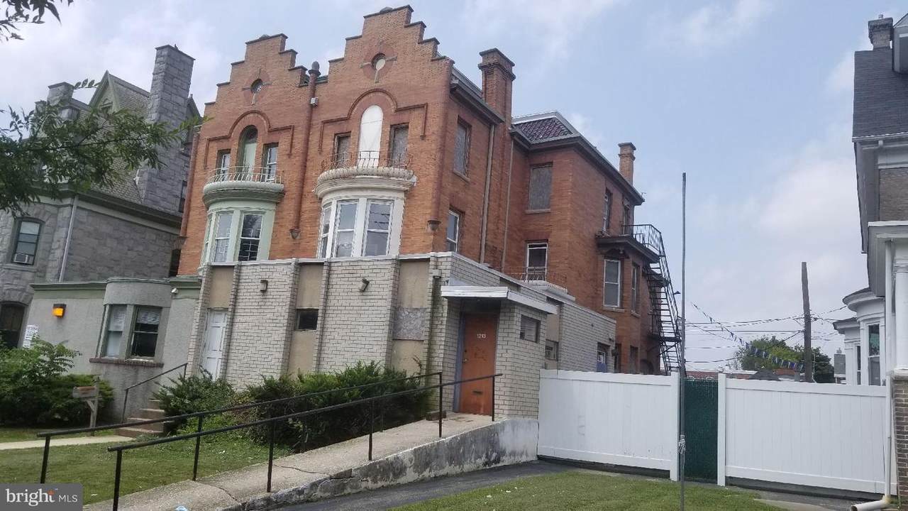 1213 Dekalb Street - Photo 1