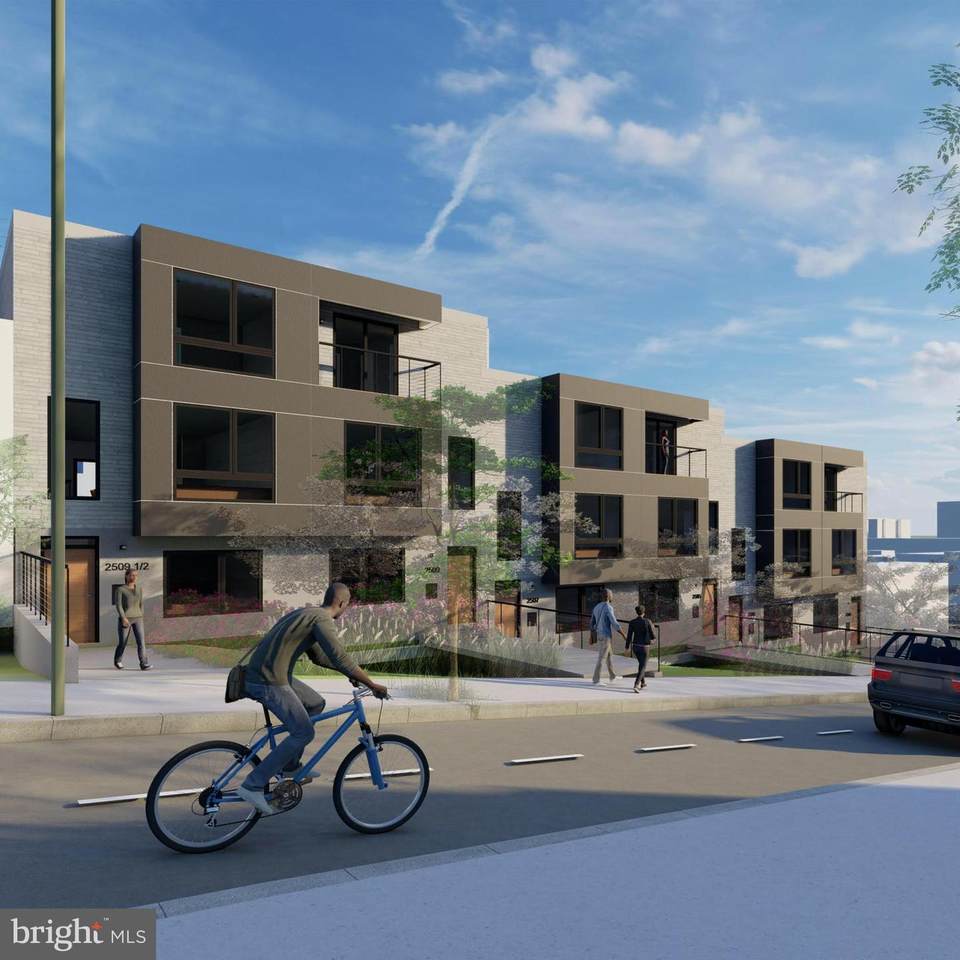 2501 West Street - Photo 1