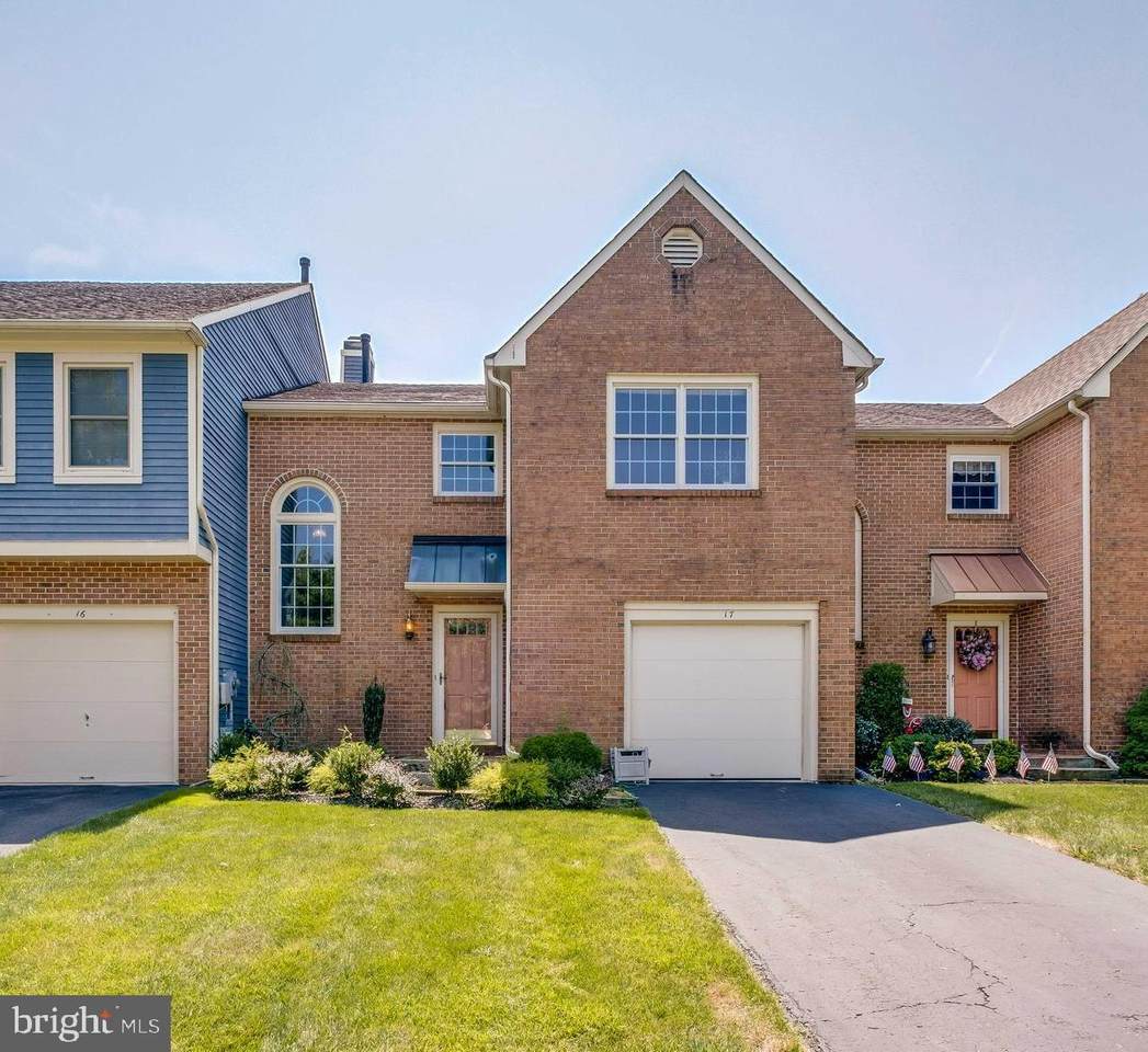 17 Dorset Drive - Photo 1