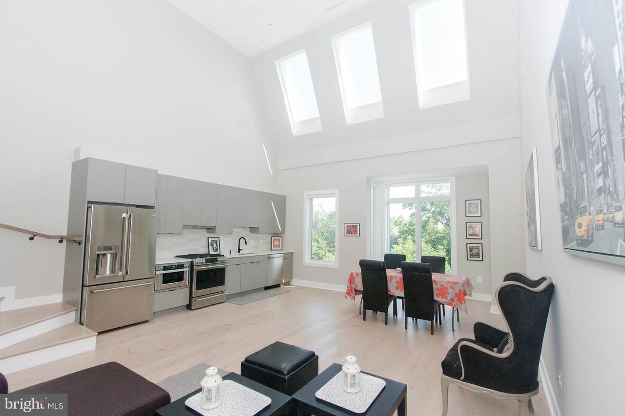 1344 Maryland Avenue - Photo 1