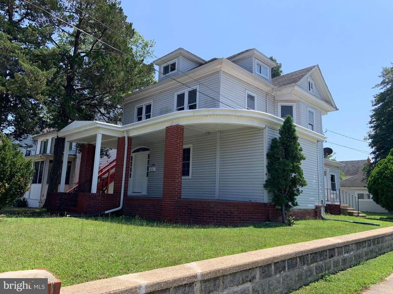 233 Main Street - Photo 1