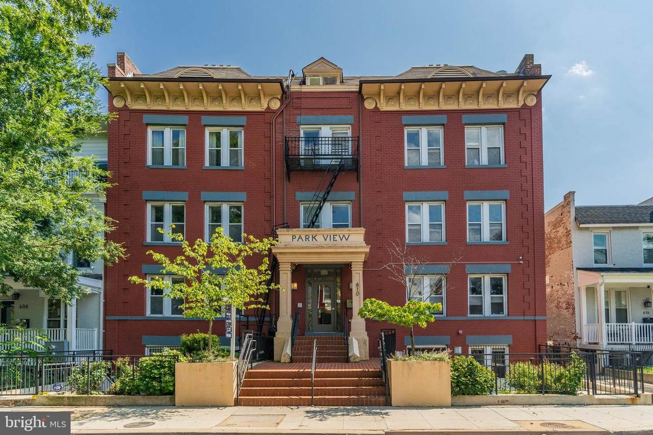 610 Irving Street - Photo 1
