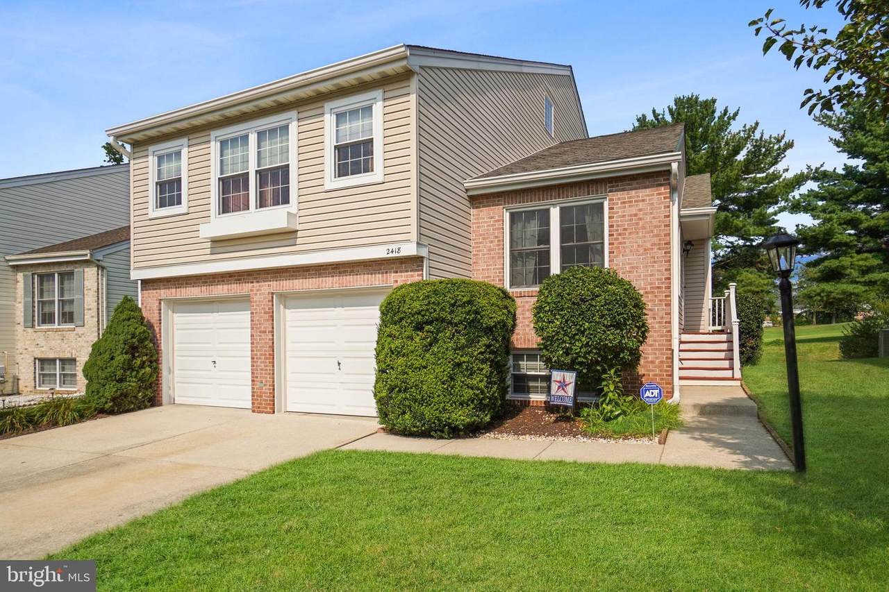2418 Shadywood Circle - Photo 1