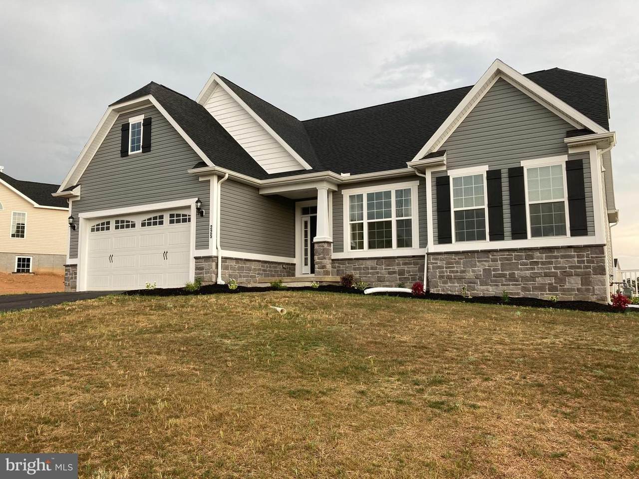225 Ripple Drive - Photo 1