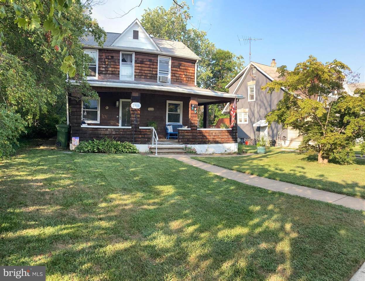 2916 Chesley Avenue - Photo 1