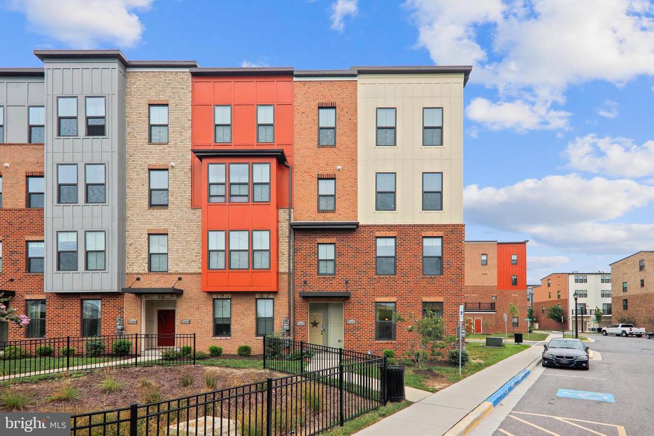 3200 Tribune Court - Photo 1