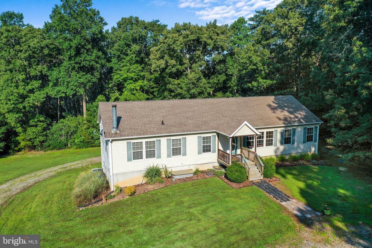 390 Captains Point Lane - Photo 1