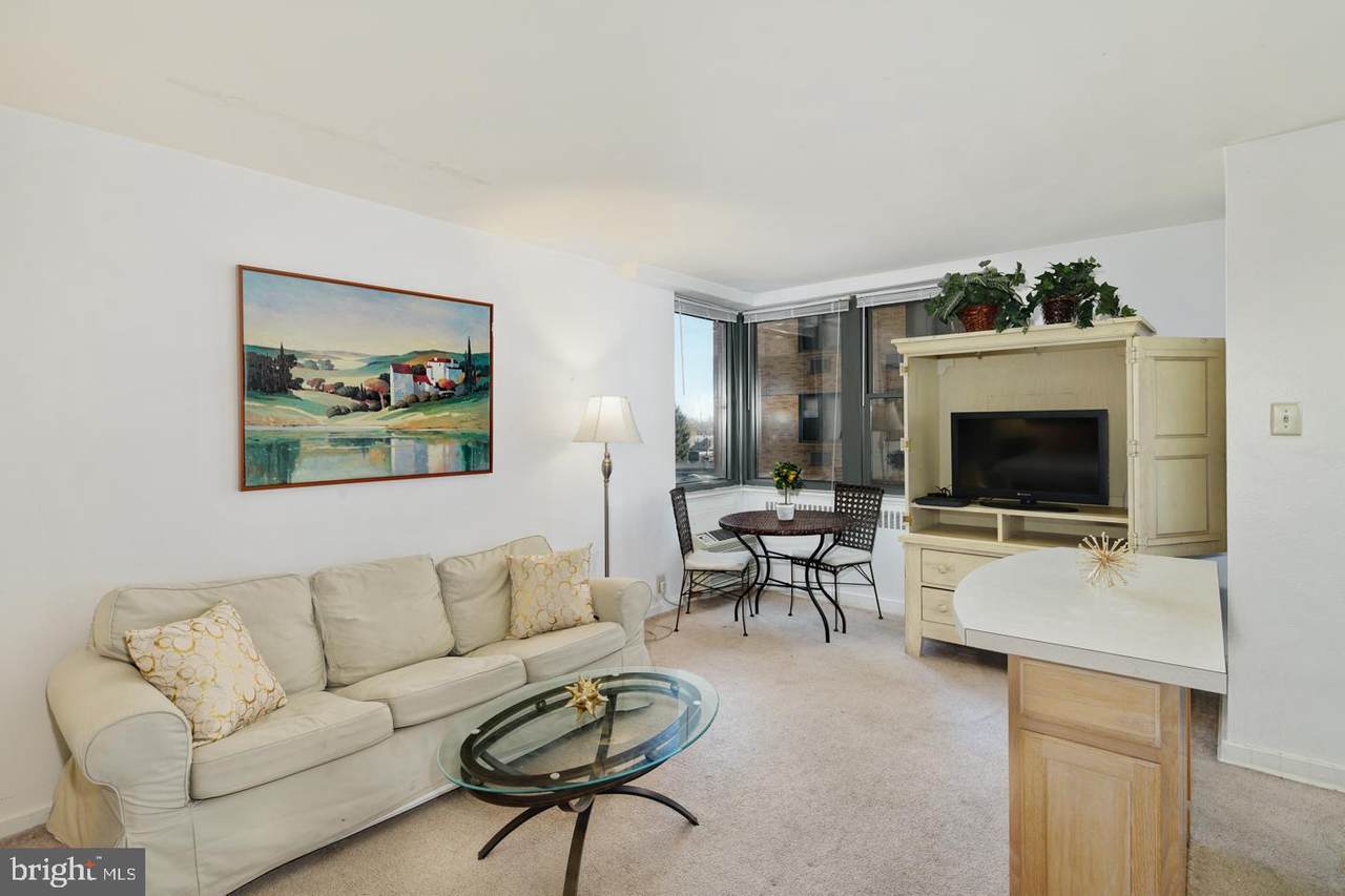 2601 Pennsylvania Avenue - Photo 1