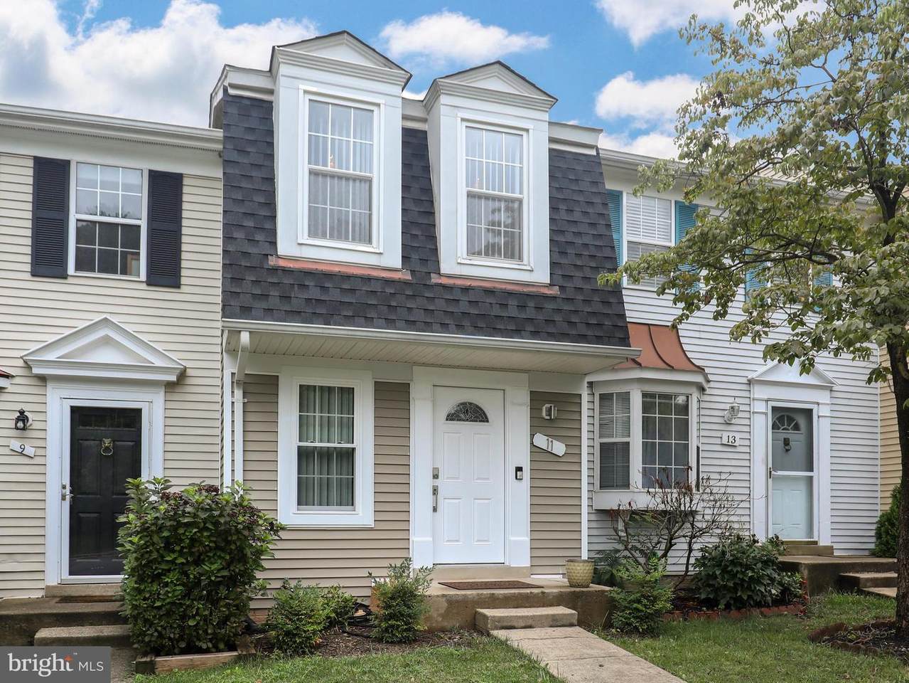 11 Alden Court - Photo 1