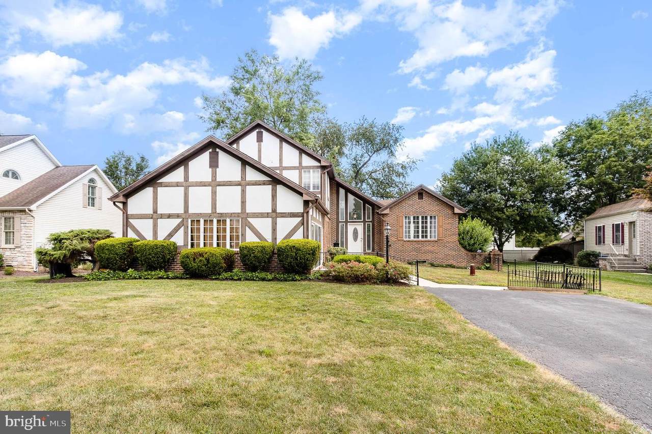 483 Elmwood Avenue - Photo 1