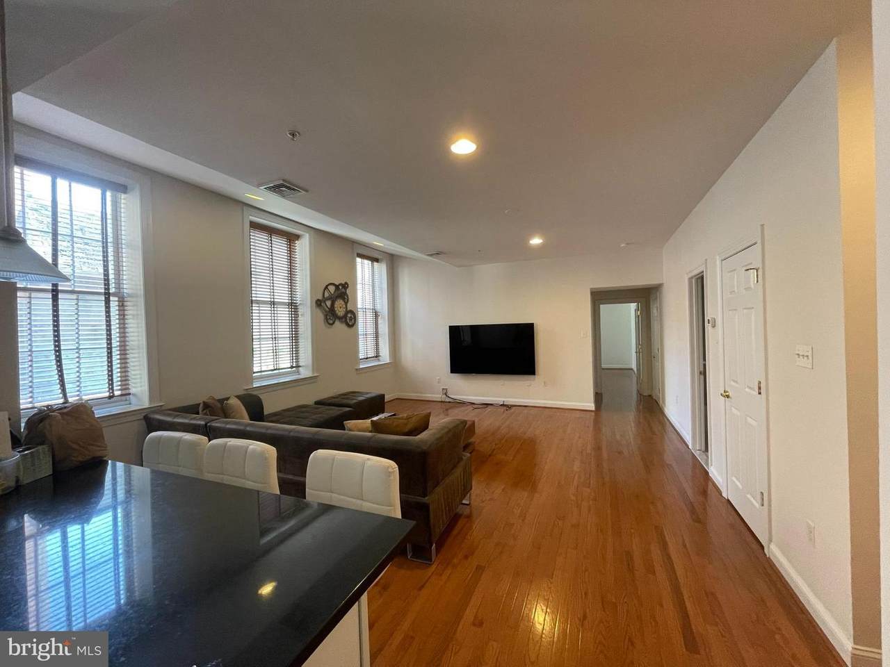 6-10 Strawberry Street - Photo 1