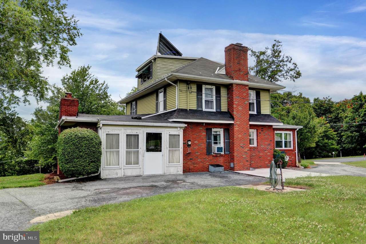 110 Aqueduct Road - Photo 1
