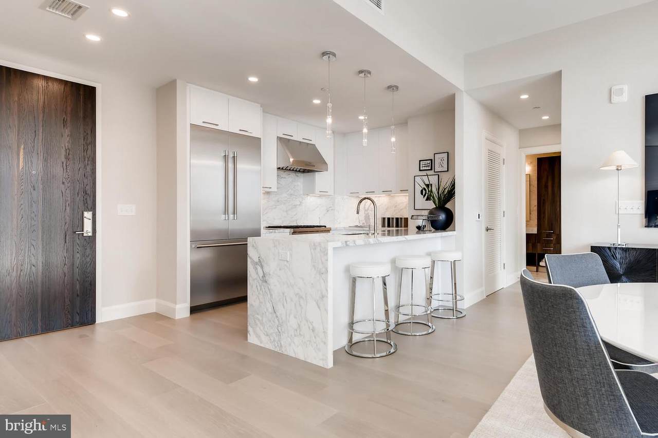 1330 Lancaster Street - Photo 1