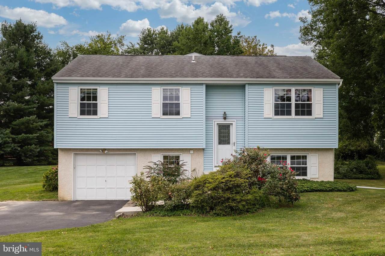 265 Heather Court - Photo 1
