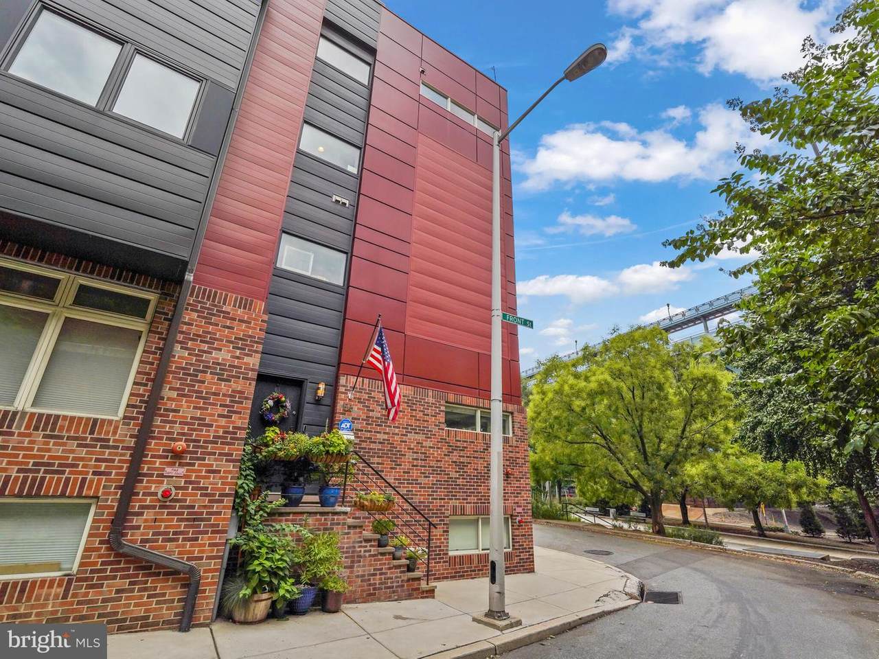158 Front Street - Photo 1