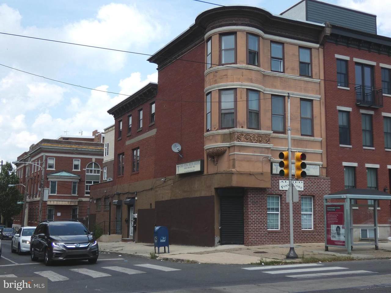 1641 Girard Avenue - Photo 1