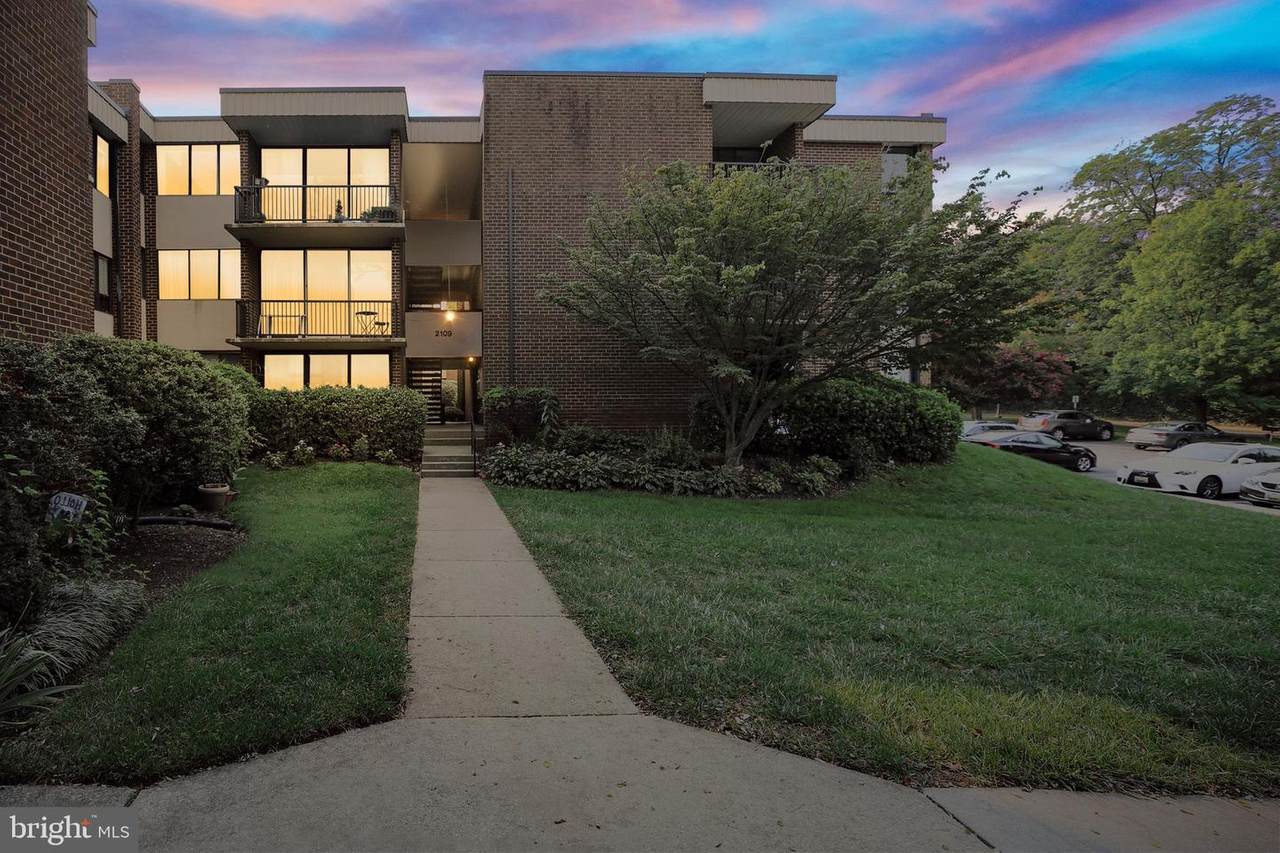 2109 Walsh View Terrace - Photo 1