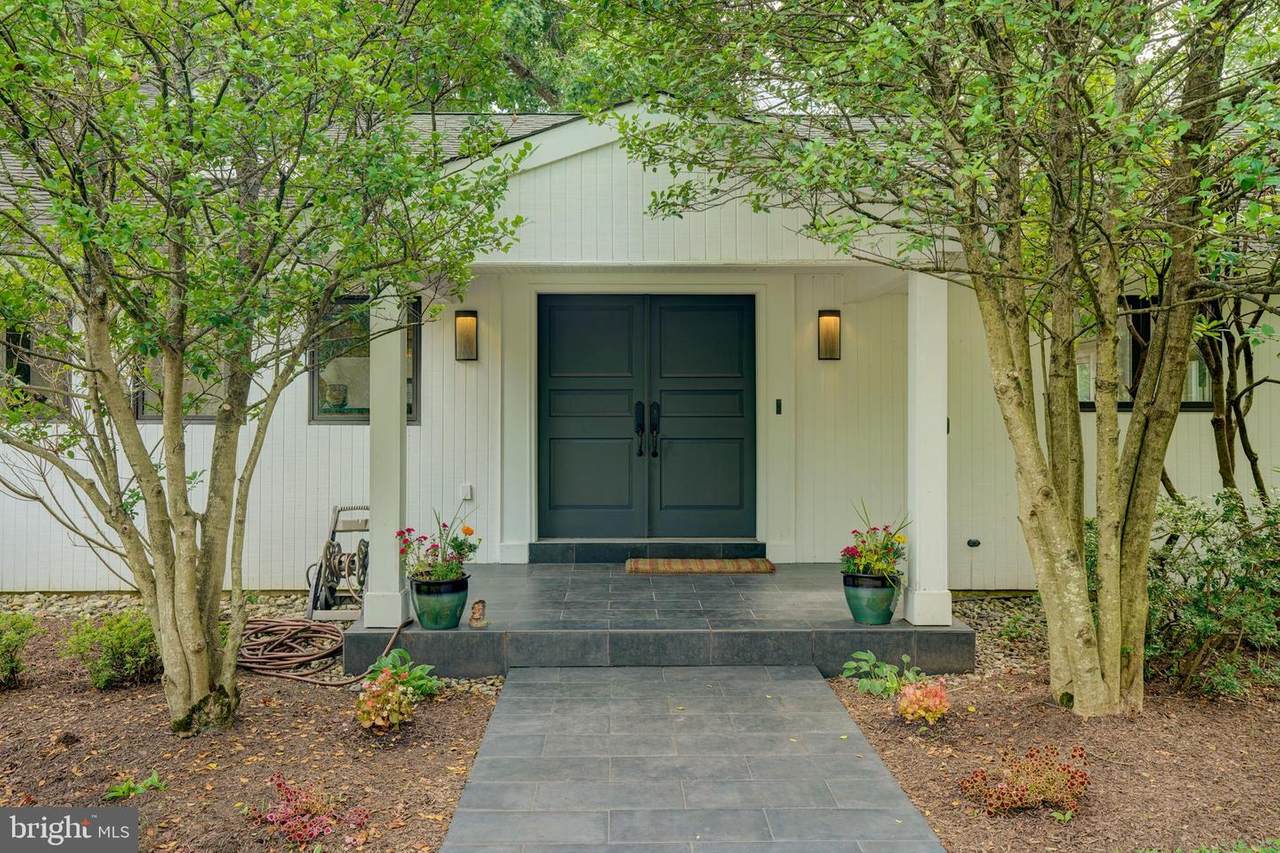 677 Rosedale Road - Photo 1