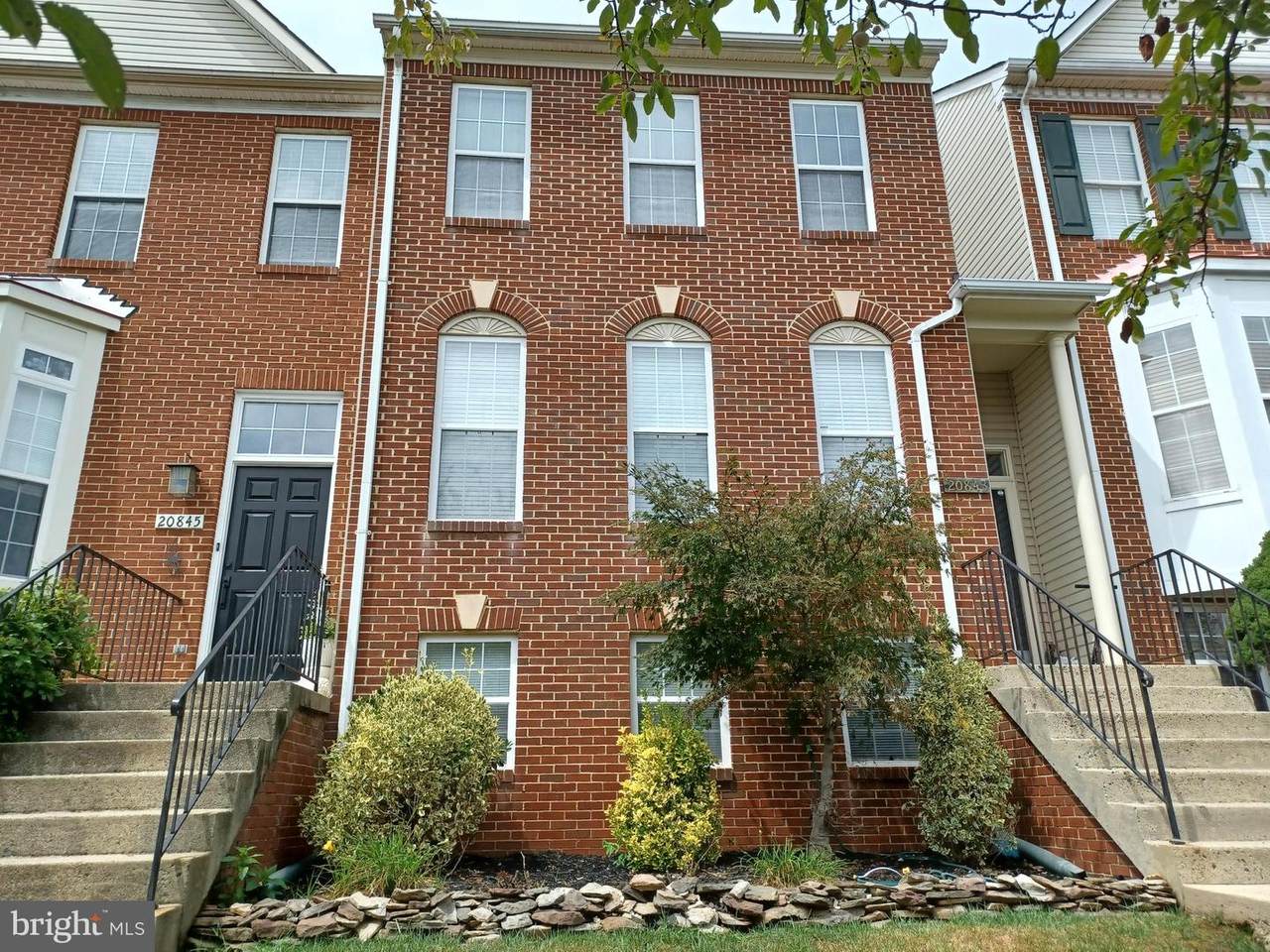 20843 Derrydale - Photo 1