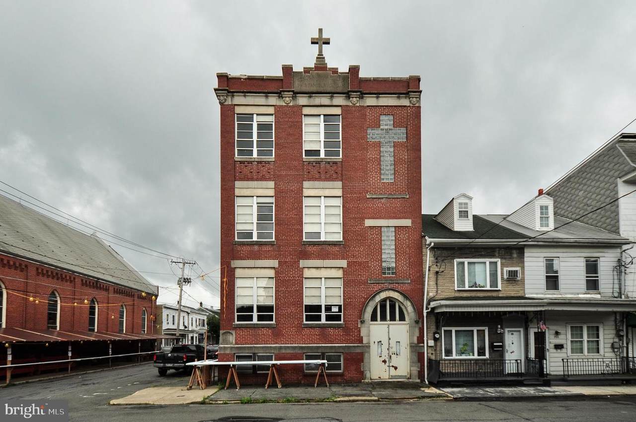 200 Cherry Street - Photo 1