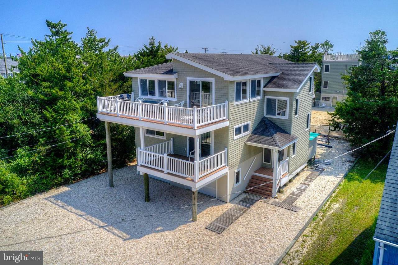 4 20TH Street - Photo 1