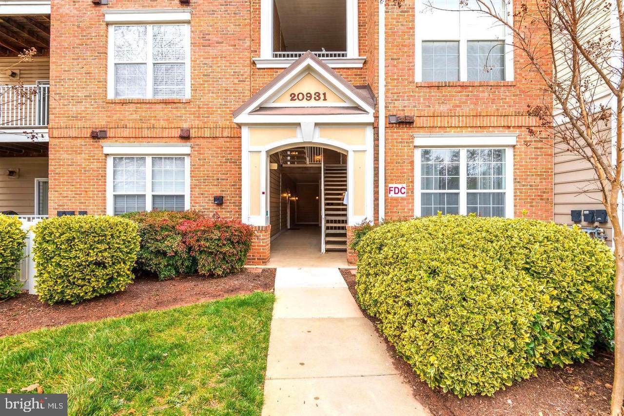 20931 Cedarpost Square - Photo 1