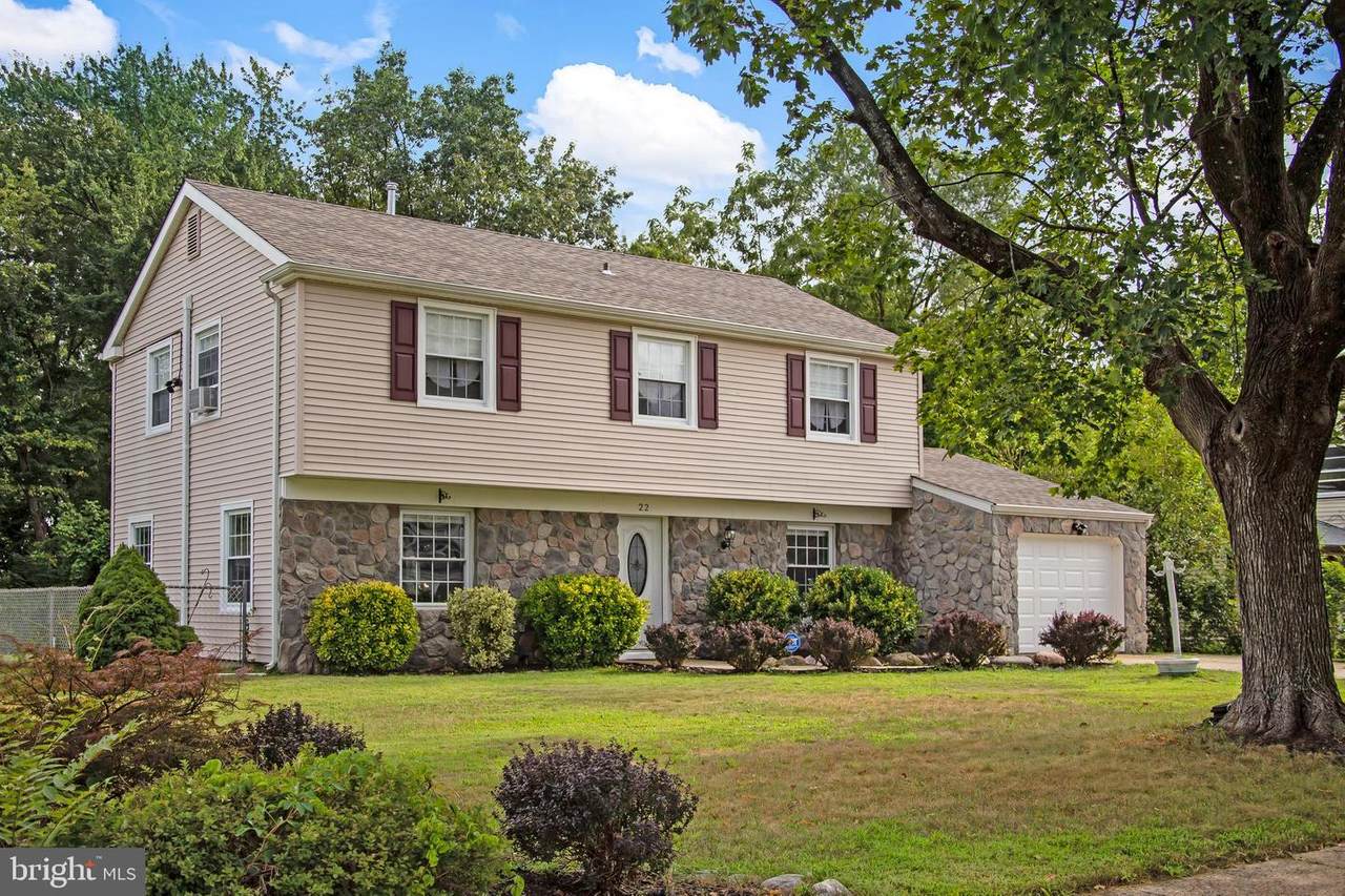 22 Sedgwick Lane - Photo 1