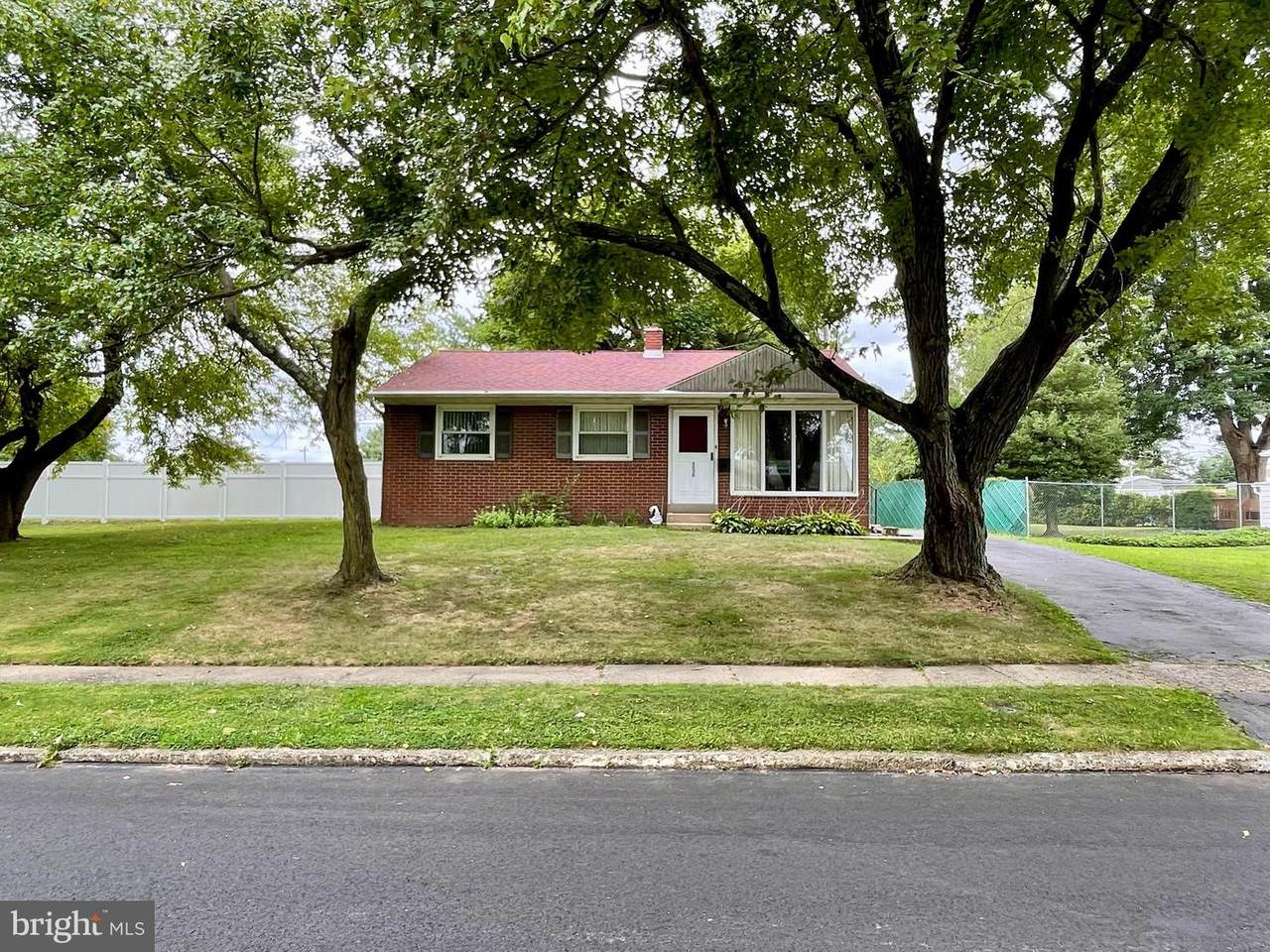 4638 Hurford Place - Photo 1